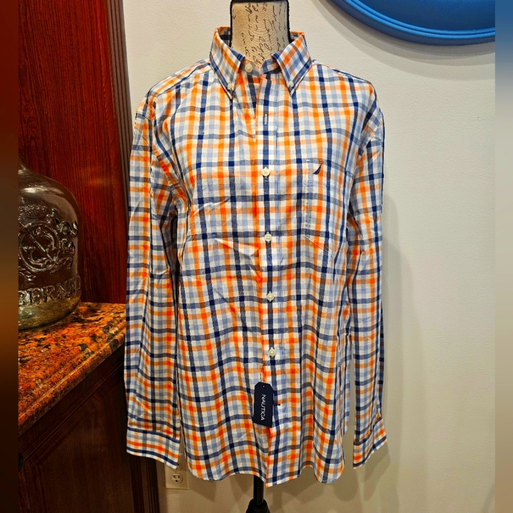 Nautica Men's Long Sleeve Dress Shirt